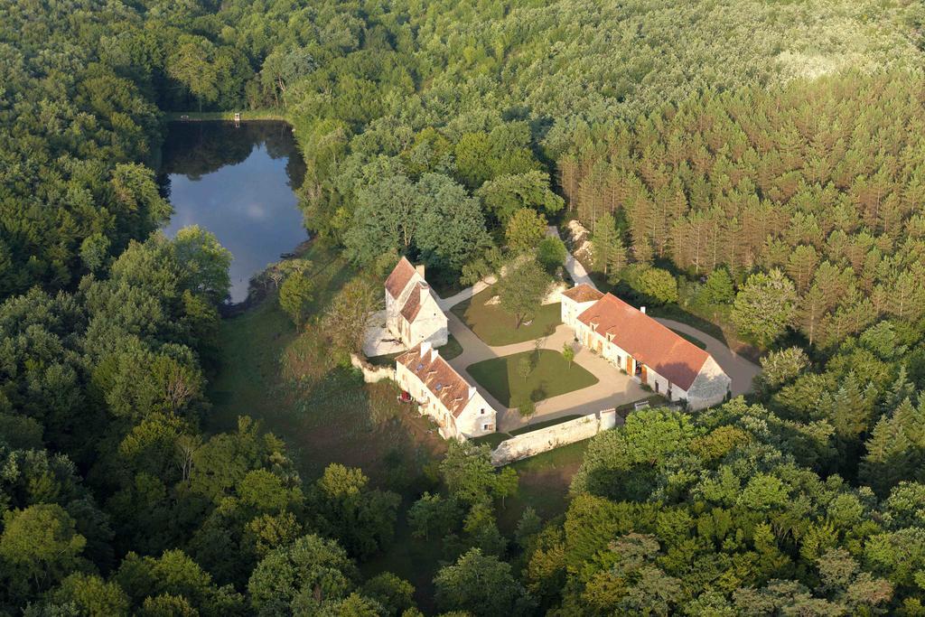 Domaine Du Ris De Feu Chambres D'Hotes De Charme Chalais  Luaran gambar