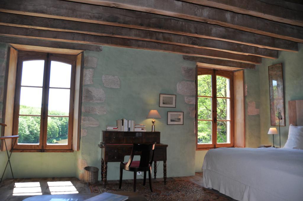 Domaine Du Ris De Feu Chambres D'Hotes De Charme Chalais  Luaran gambar