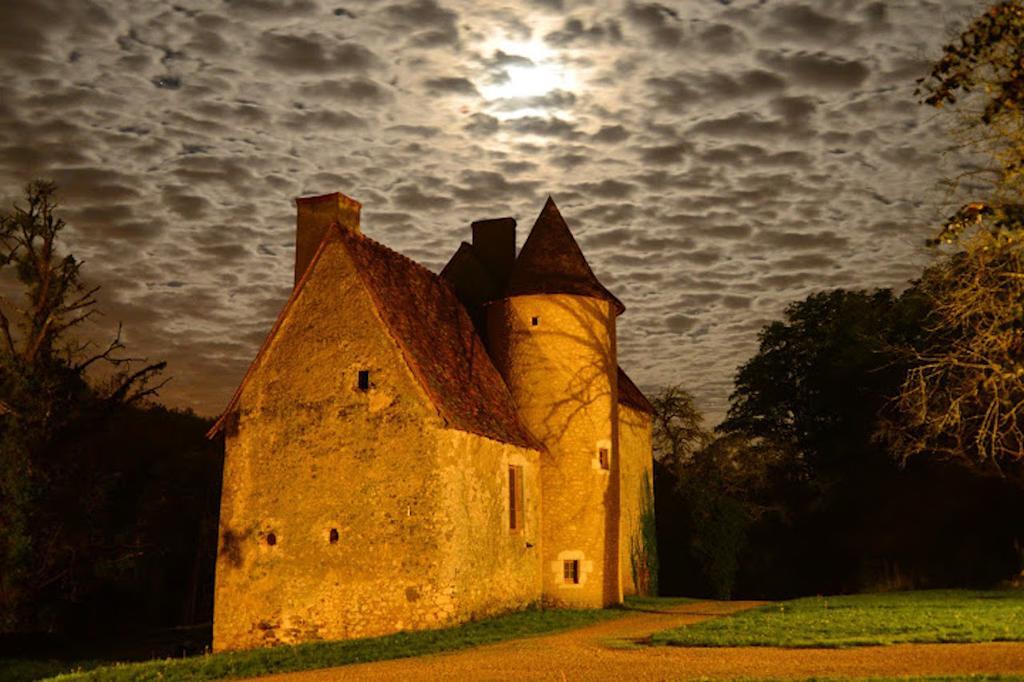 Domaine Du Ris De Feu Chambres D'Hotes De Charme Chalais  Luaran gambar